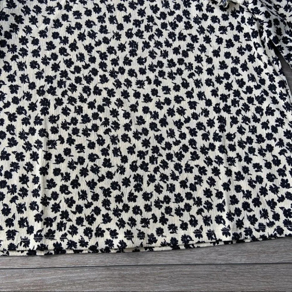 GB Fashion London Ruffle Sleeves Babydoll Top - Picture 12 of 15